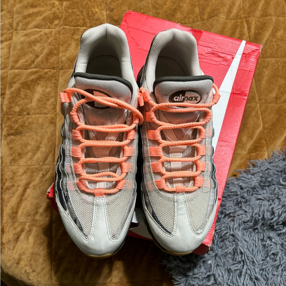 Nike Air Max 95 camouflage running shoes
